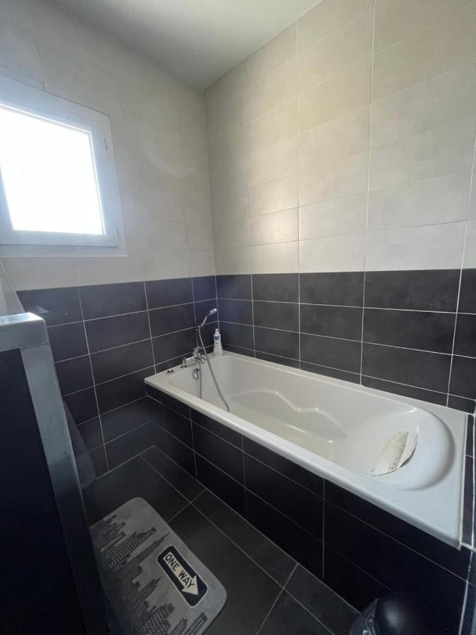 Chambres D'Hotes Chez Estelle Creches-sur-Saone Exterior photo