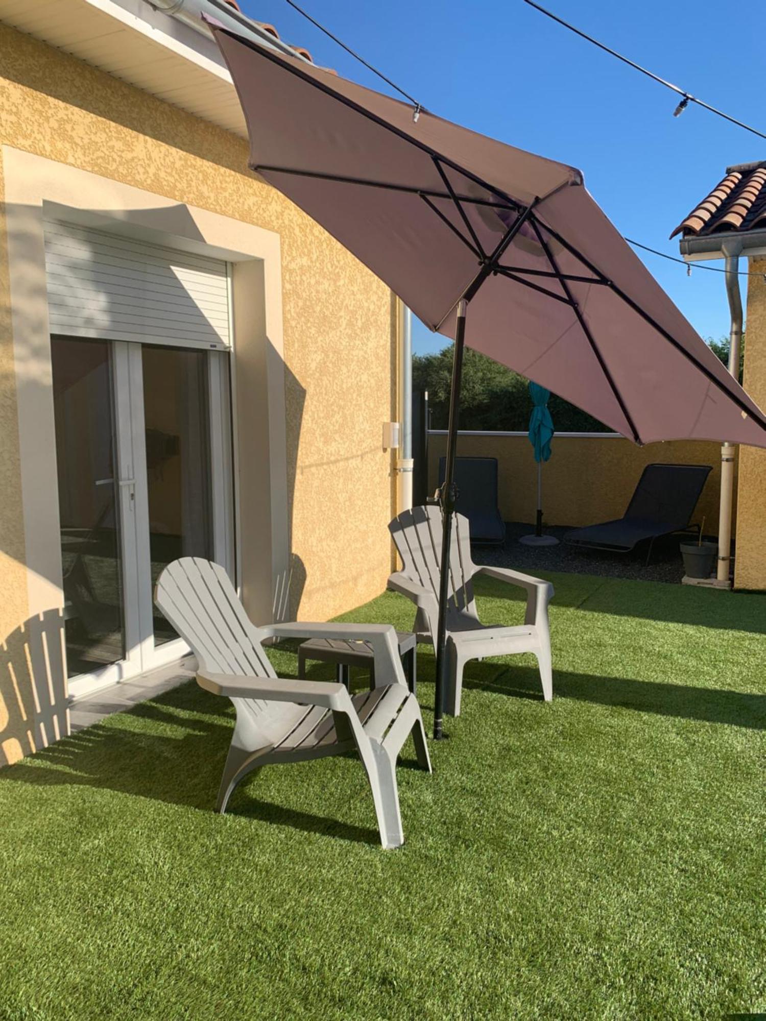 Chambres D'Hotes Chez Estelle Creches-sur-Saone Exterior photo
